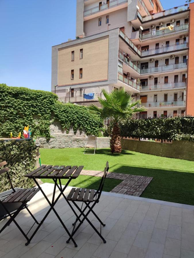 Appartamento Incantevole Con Parcheggio E Giardino Catania Eksteriør bilde